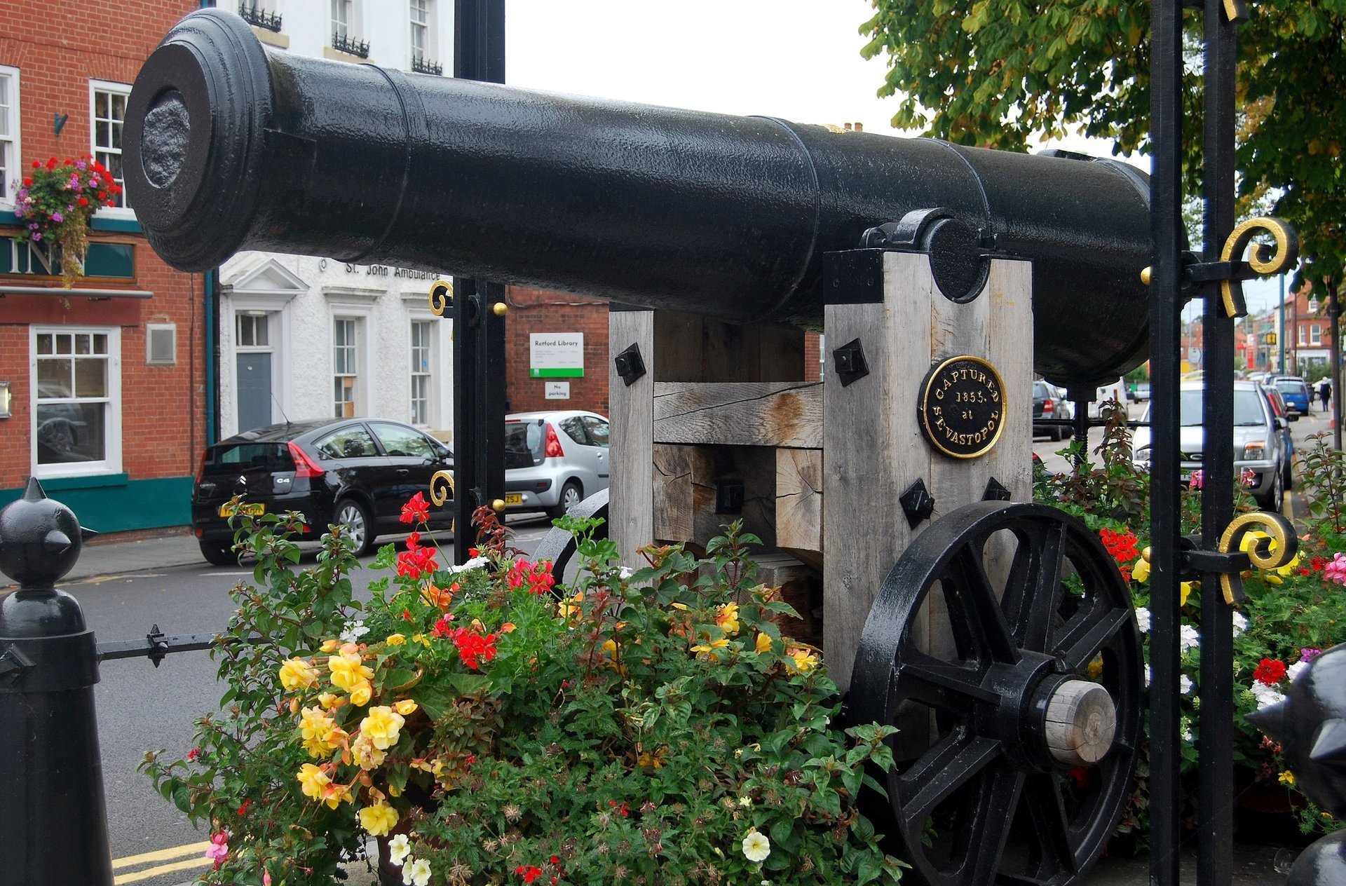 Why Does Retford Have a Russian Cannon?